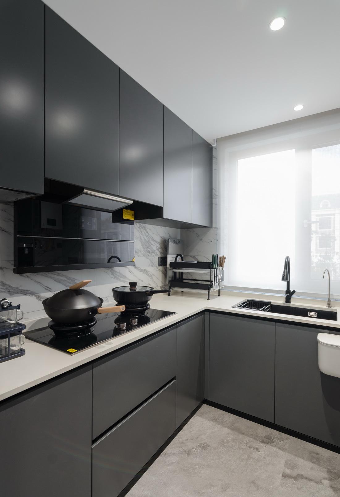 蓝墙叠窗之家-36