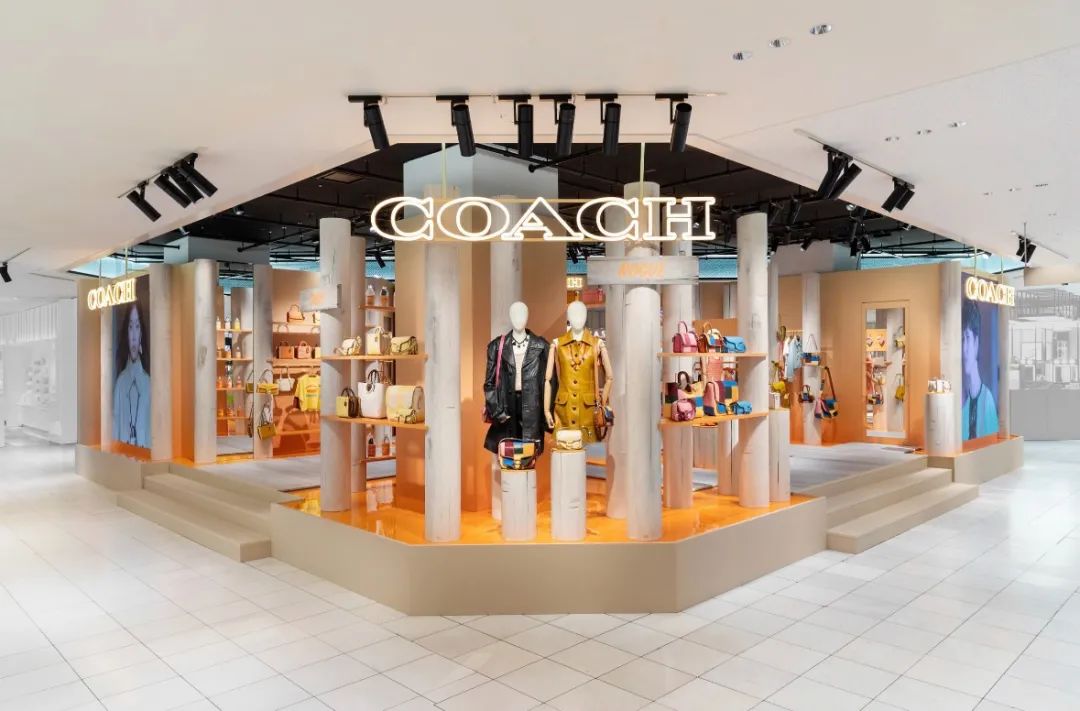 Coach 东京最新快闪店丨日本东京-0