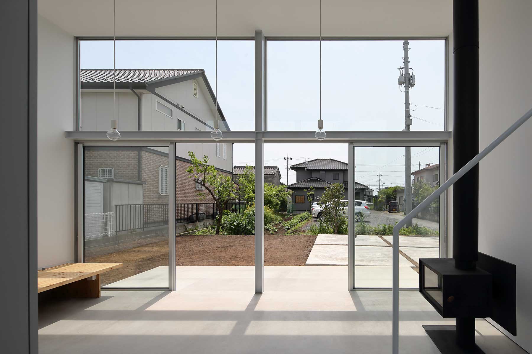 把我安置在家中；为我提供住所（注：由于原表述House ME表意不明确，house作动词有给……提供住处等意思，结合语境不同可能有不同准确表达，以上是较常见可能的翻译） 丨小島光晴建築設計事務所-35