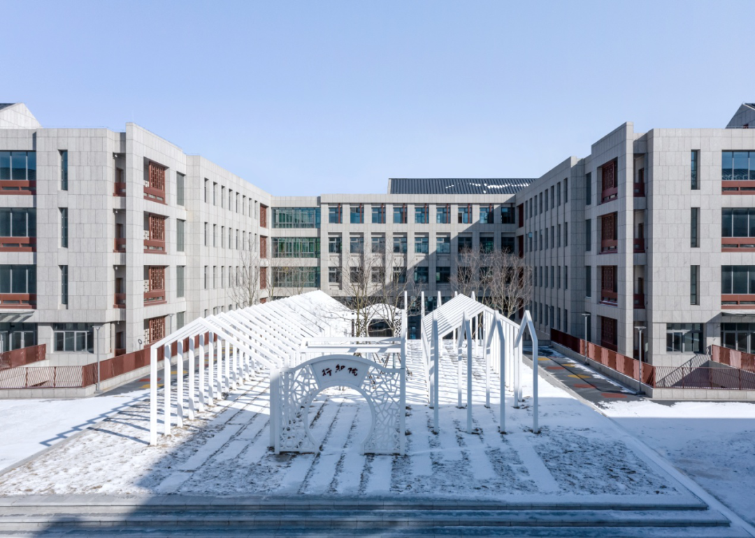 西区新城高级中学丨中国扬州丨华造设计-53