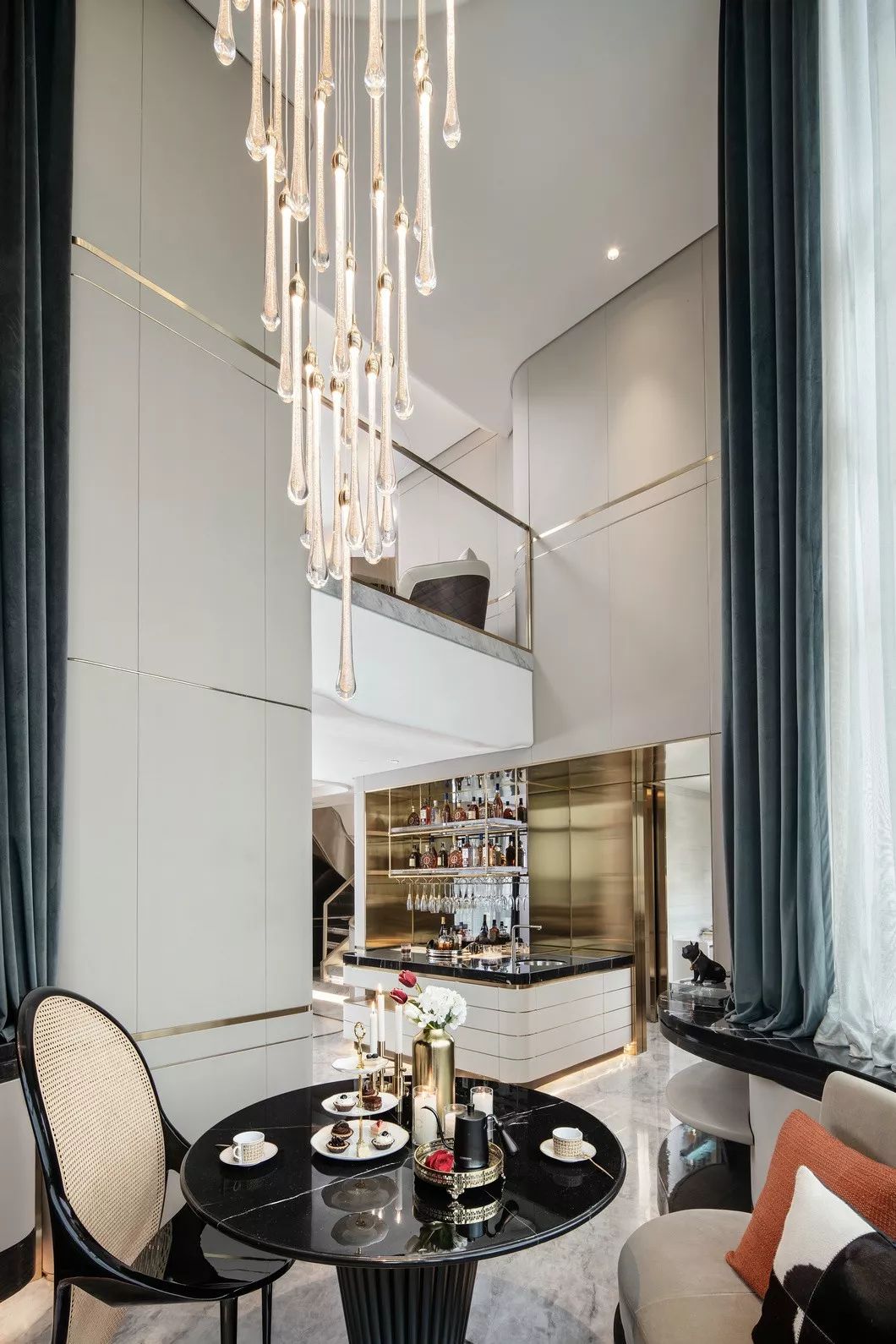 都会新贵之家 | 时尚白鹿豪宅,传统与现代的完美融合-53