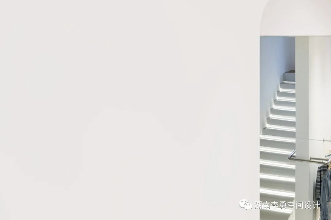 湘西吉首商业空间设计丨中国湘西丨湘西李勇空间设计事务所-15