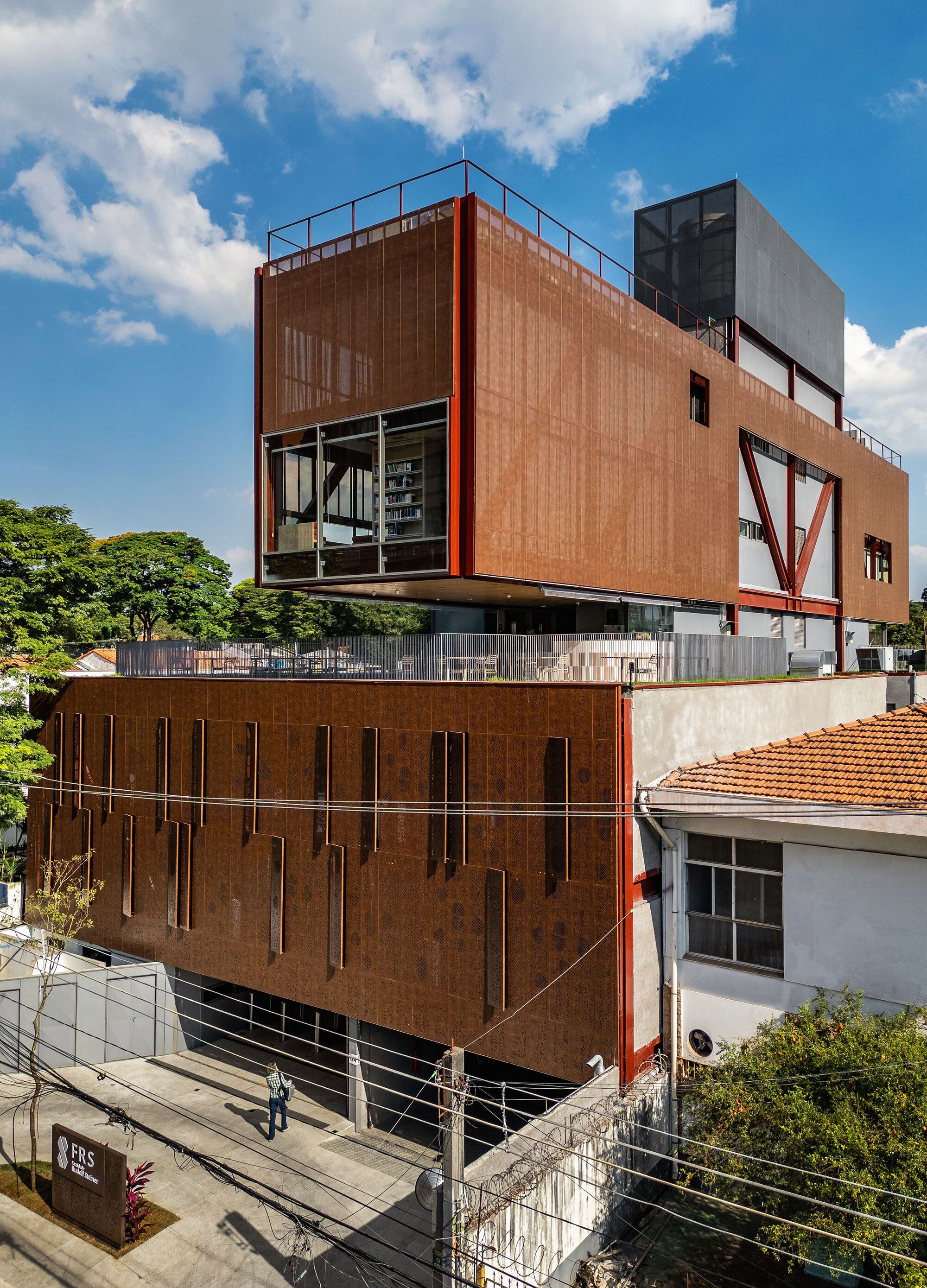 Rudolf Steiner 大学新总部丨巴西圣保罗丨Biselli Katchborian Arquitetos-18