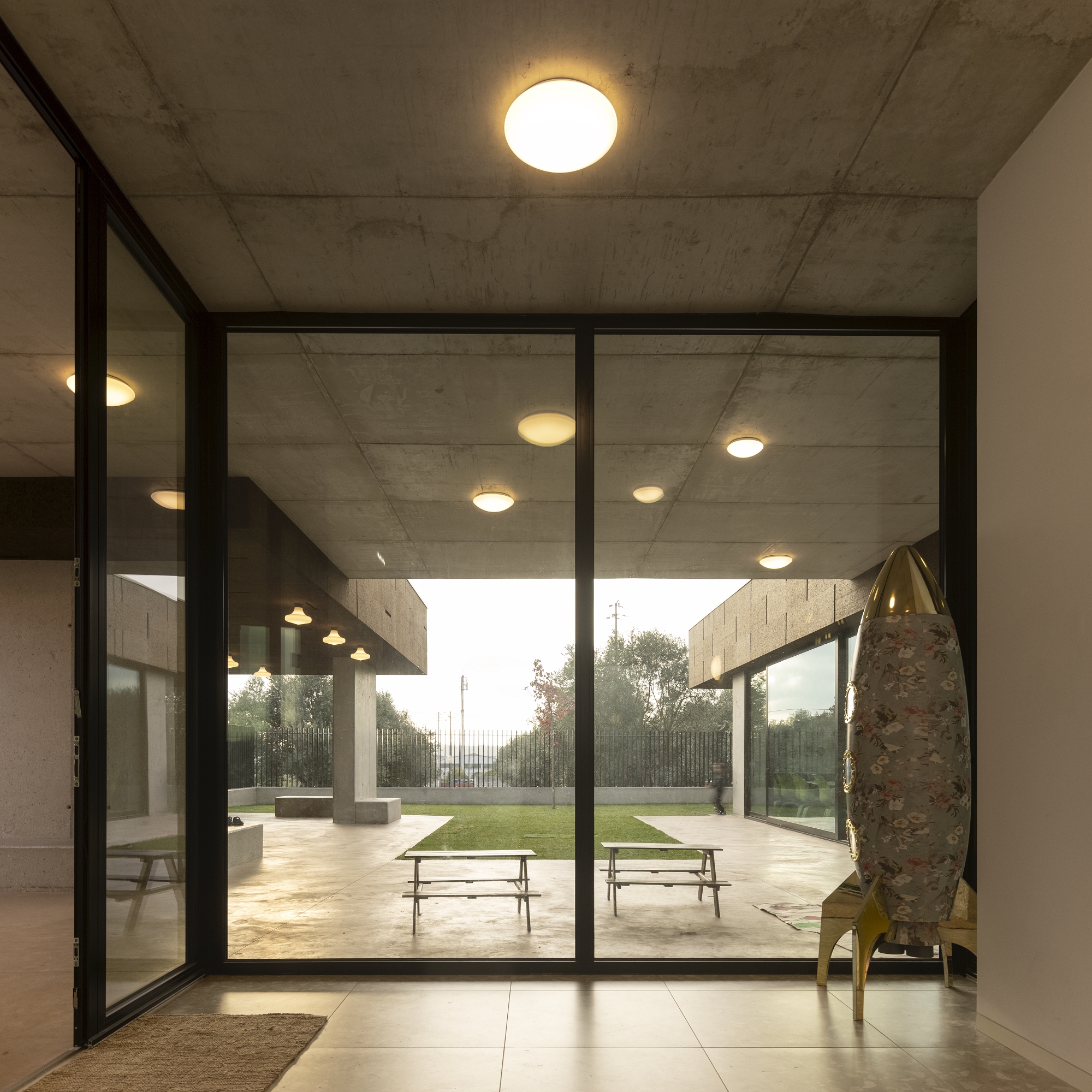 树屋学校丨葡萄牙丨Contaminar Arquitetos-27