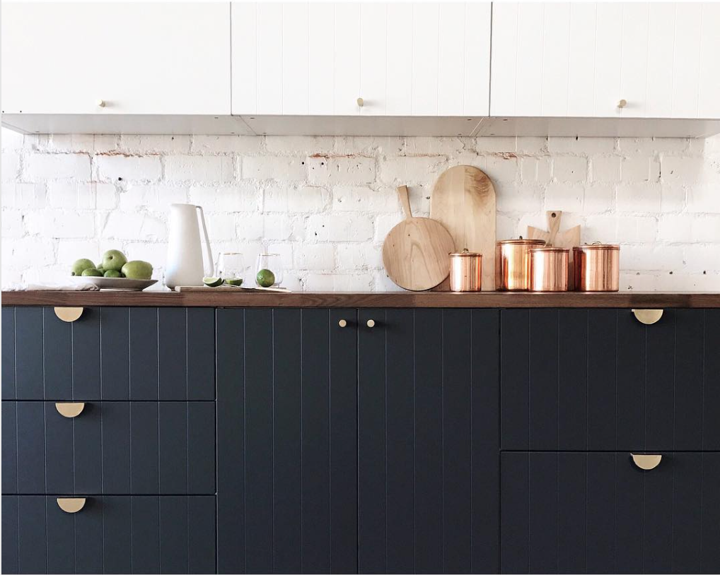 Como decorar usando preto, branco e dourado - Casa das Amigas-4