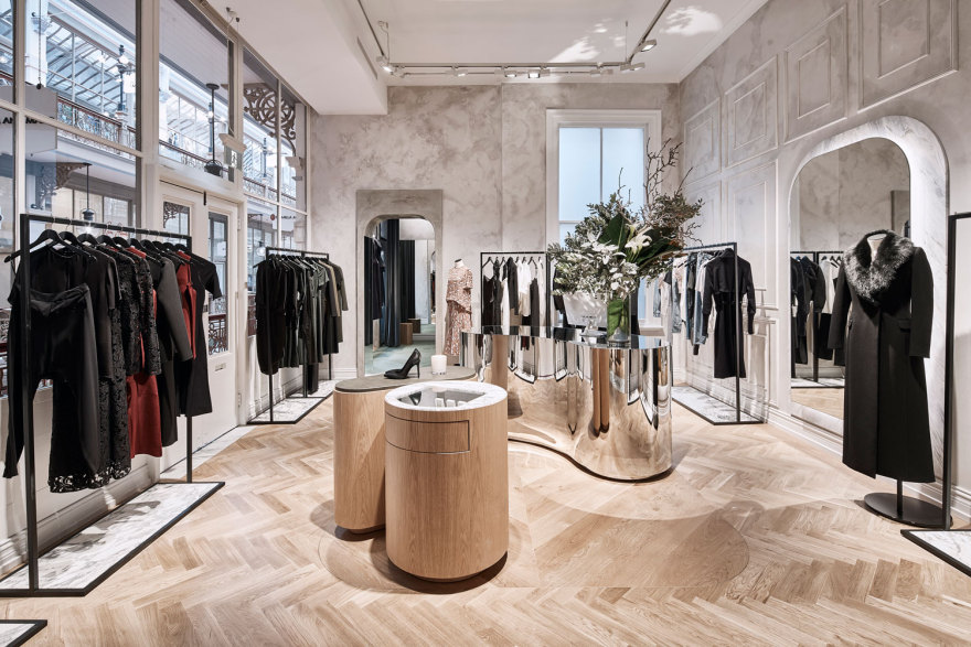 建筑大师 Kelvin Ho | 从零售空间到酒店设计,他的创意之路-6