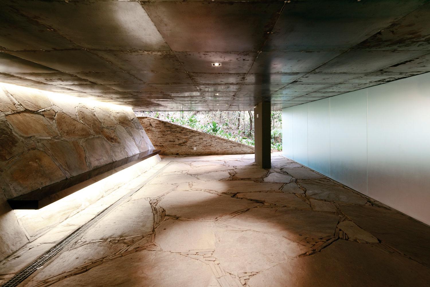 巴西 Galeria Miguel Rio Branco 艺术馆-3