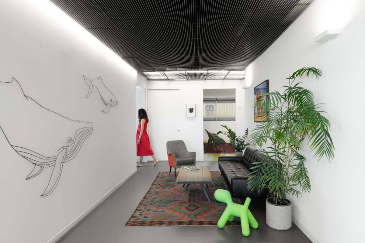 多彩集装箱，打造 Sorpol Logistic Center 办公室-8