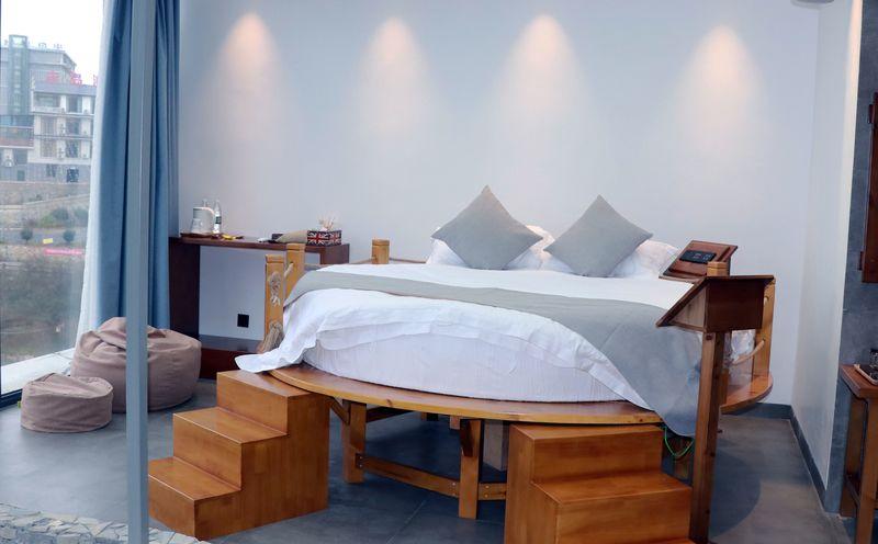 湖南郴州白廊镇“眷宿•臻品”民宿酒店——现代极简与自然美景的完美融合-23