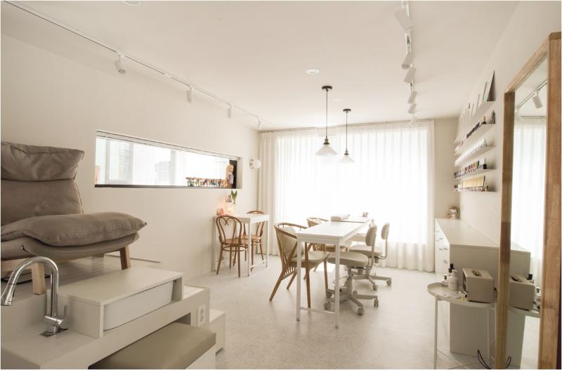 简约时尚的 10 坪小店设计-6