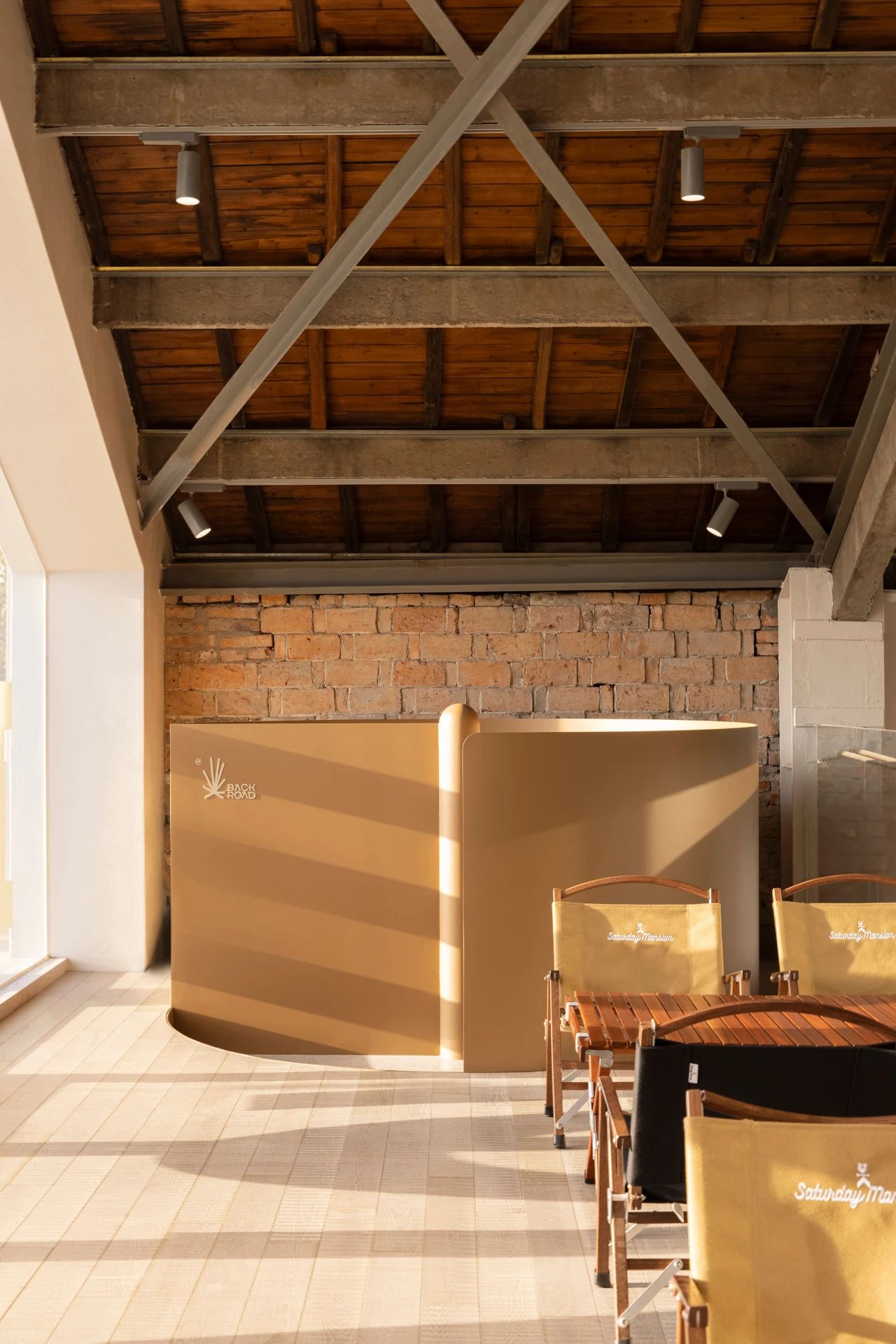 BACKROAD 户外集合店丨中国杭州丨杭州观堂室内设计有限公司-63