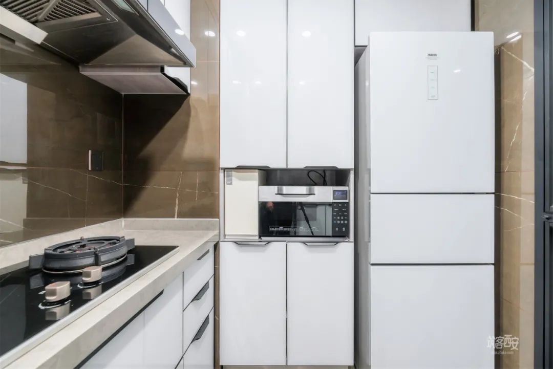 玄机重重 | 92㎡住宅空间的精致改造-59