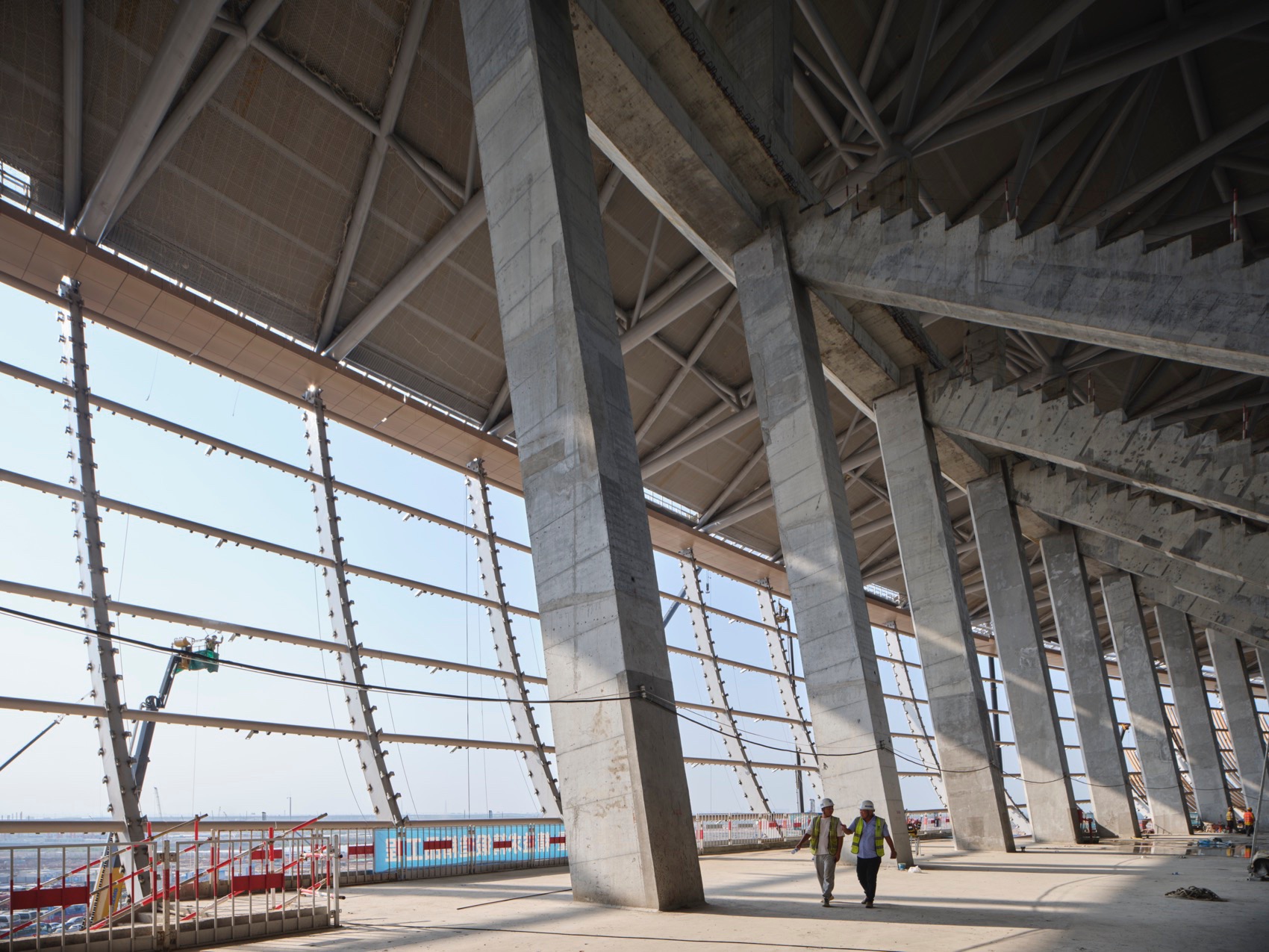 粤港澳大湾区体育中心即将完工 / Zaha Hadid Architects-75