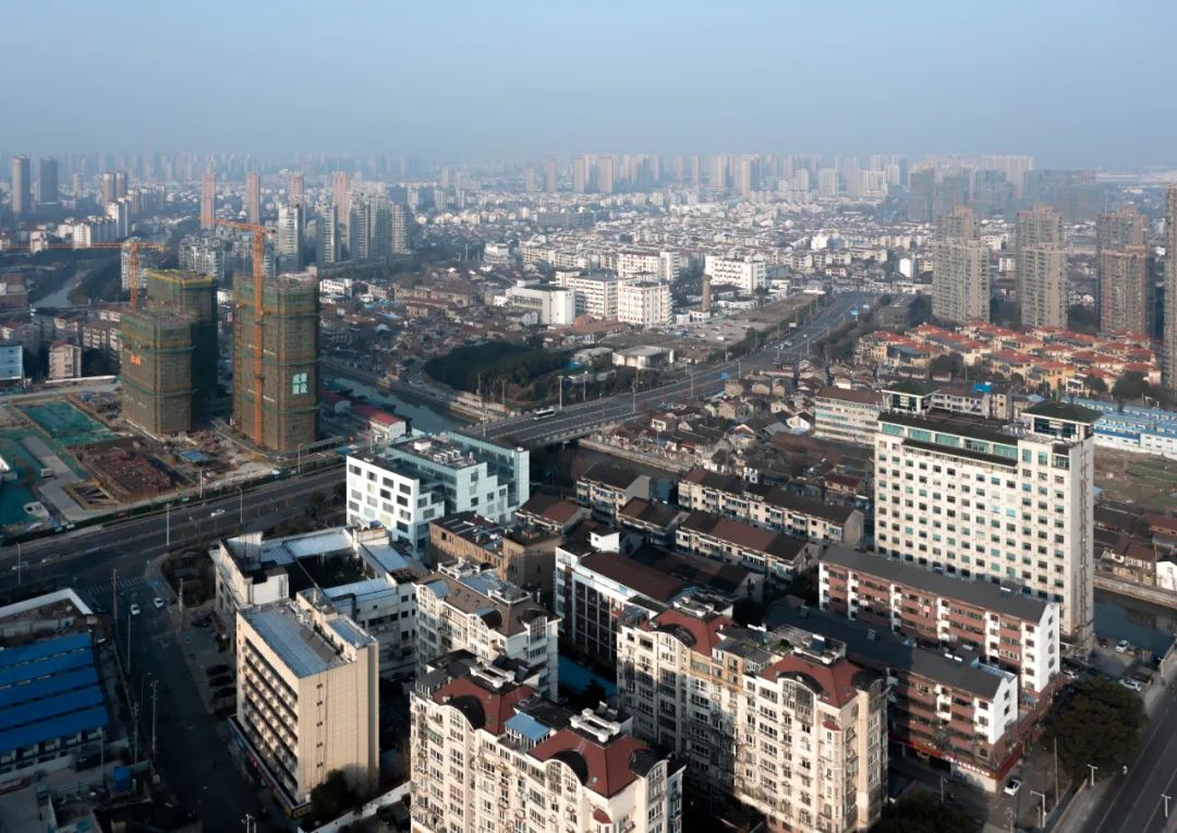 “隐形”建筑：港华燃气办公楼 / 优意建筑设计-2