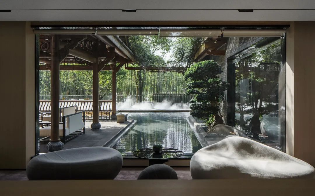 古镇茶香，阳光下的成都华侨城七十二院售楼部-39