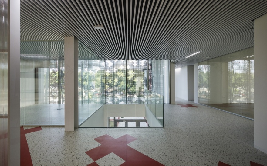 Malaga 红十字协会办公总部丨西班牙丨endosdedos® architecture-52