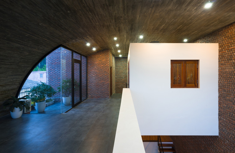 越南 V3 住宅——闹市中的宁静空间-12