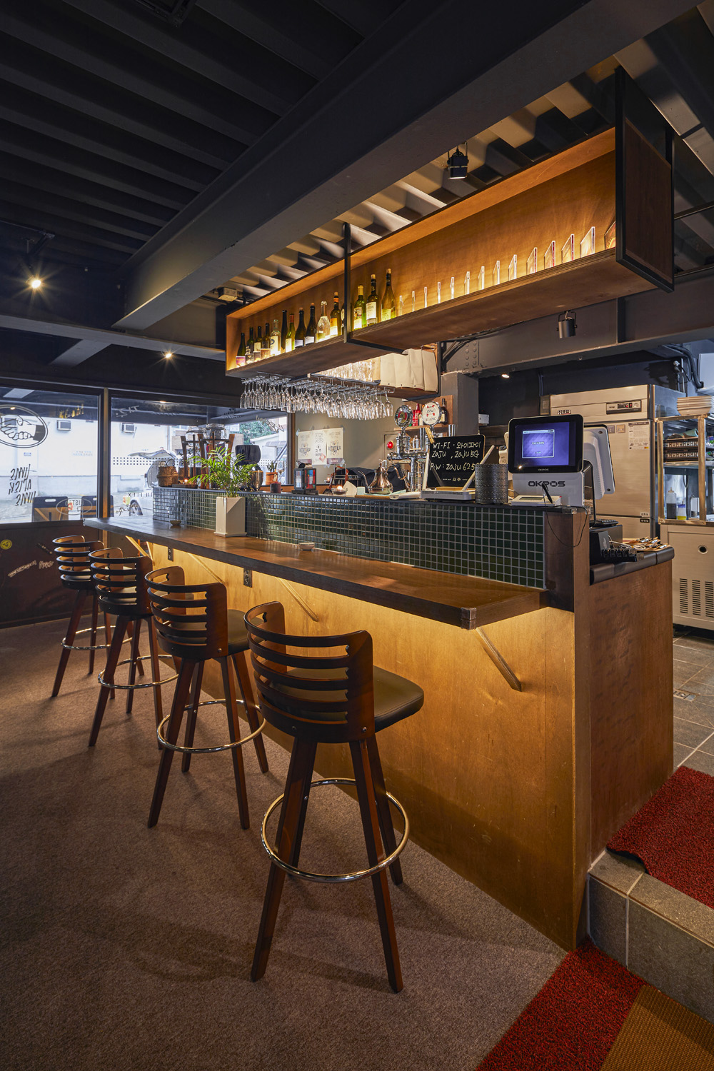 22 平米简约风家居，明亮灯光营造温馨氛围-12