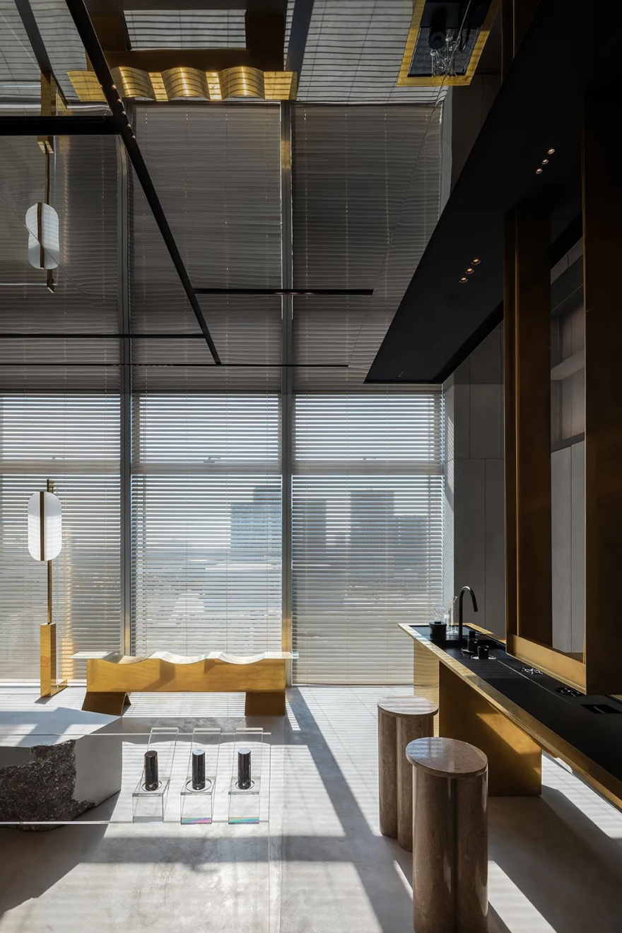 DOMANI 东仓 | 深圳科技美容概念旗舰店,亮如白昼的夜及温和的肢解-45