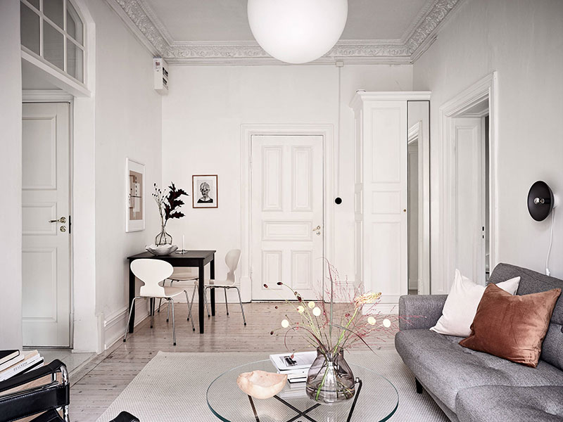 浪漫瑞典小公寓，高挑天花板与温馨阳台的完美结合-10