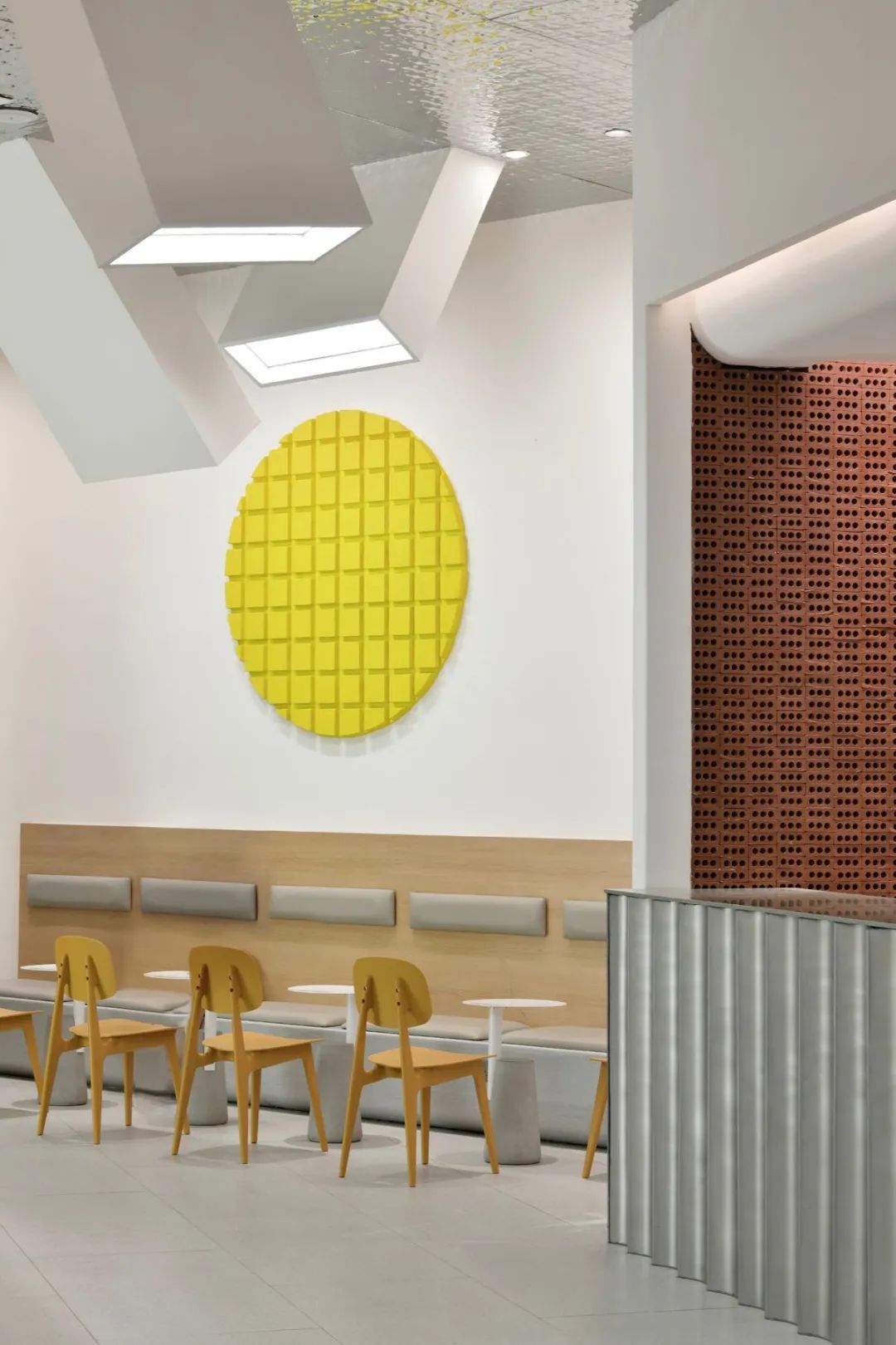 太原“鲜果时间”打造年轻新潮打卡地,诠释鲜活气息-17