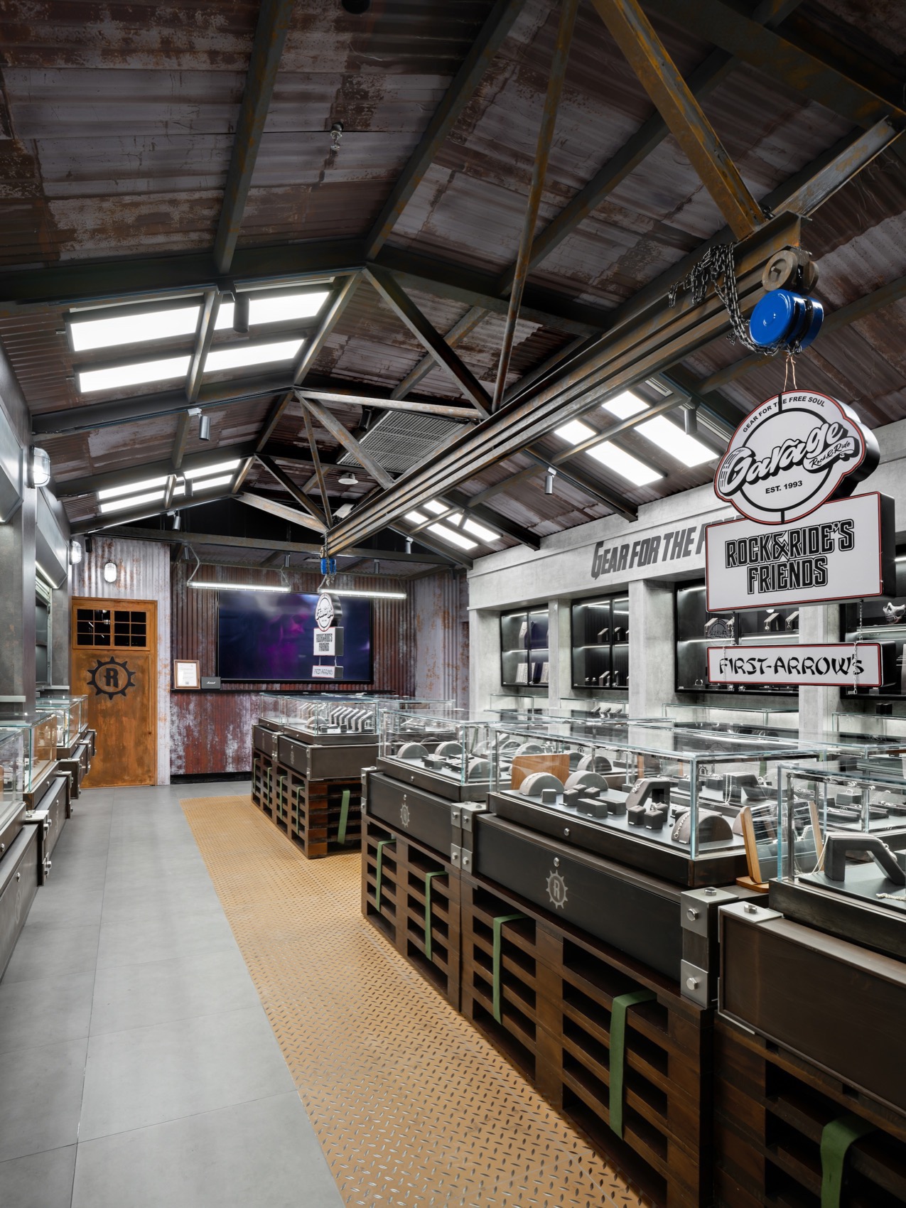 ROCK&RIDE 三里屯太古里店丨中国北京丨WBS 里外工作室-17