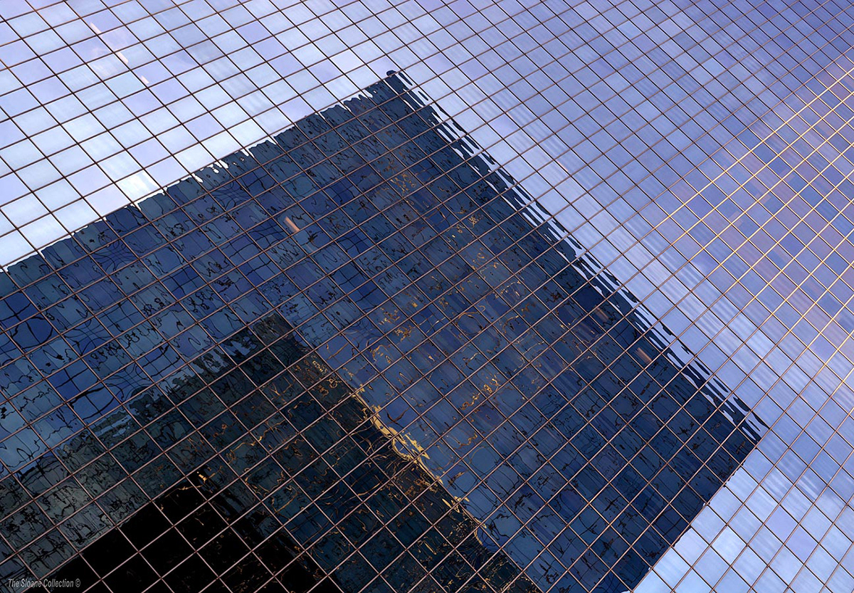 流光溢彩 · 玻璃与钢结构的时尚办公空间丨Story Jones Sloane III-2