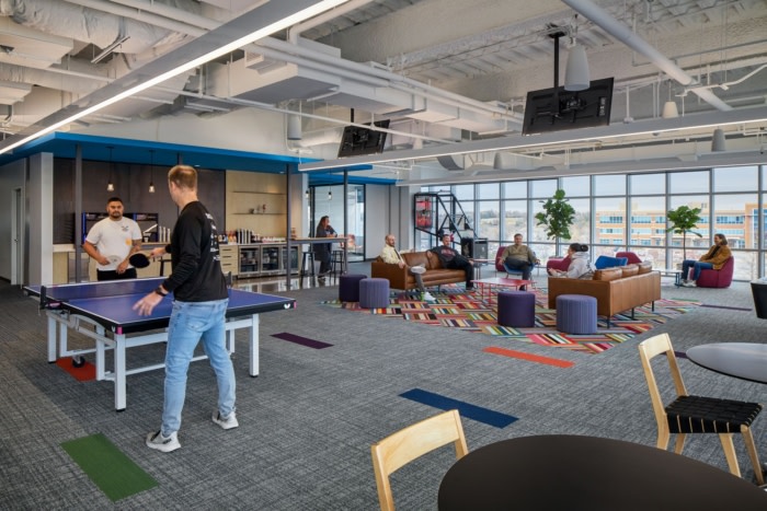 分诊人员配置办公室丨美国奥马哈丨LEO A DALY-25