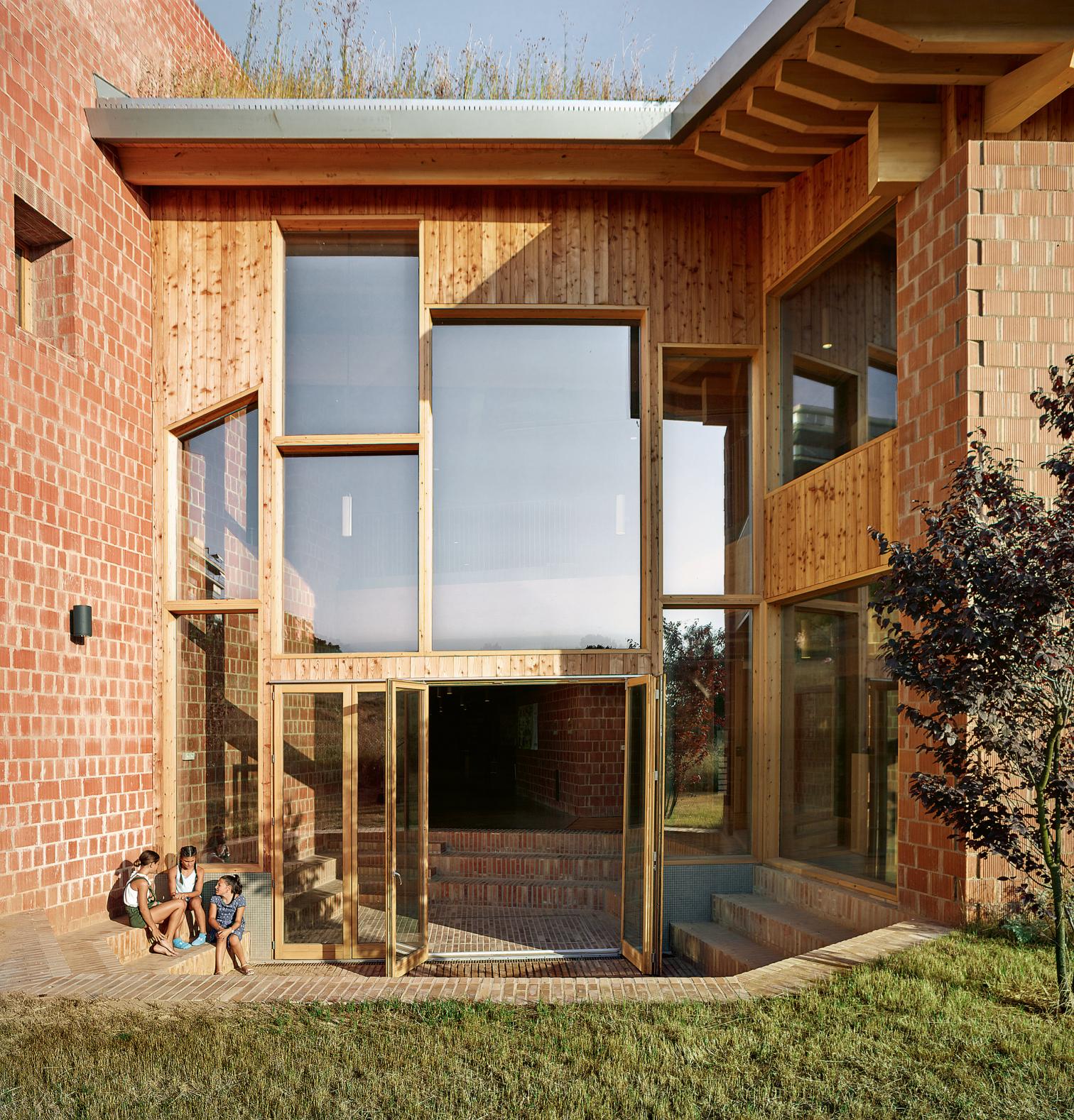 西班牙 Colegio Imagine Montessori 学校丨西班牙巴伦西亚丨Mariela Apollonio Bruno Almela-15