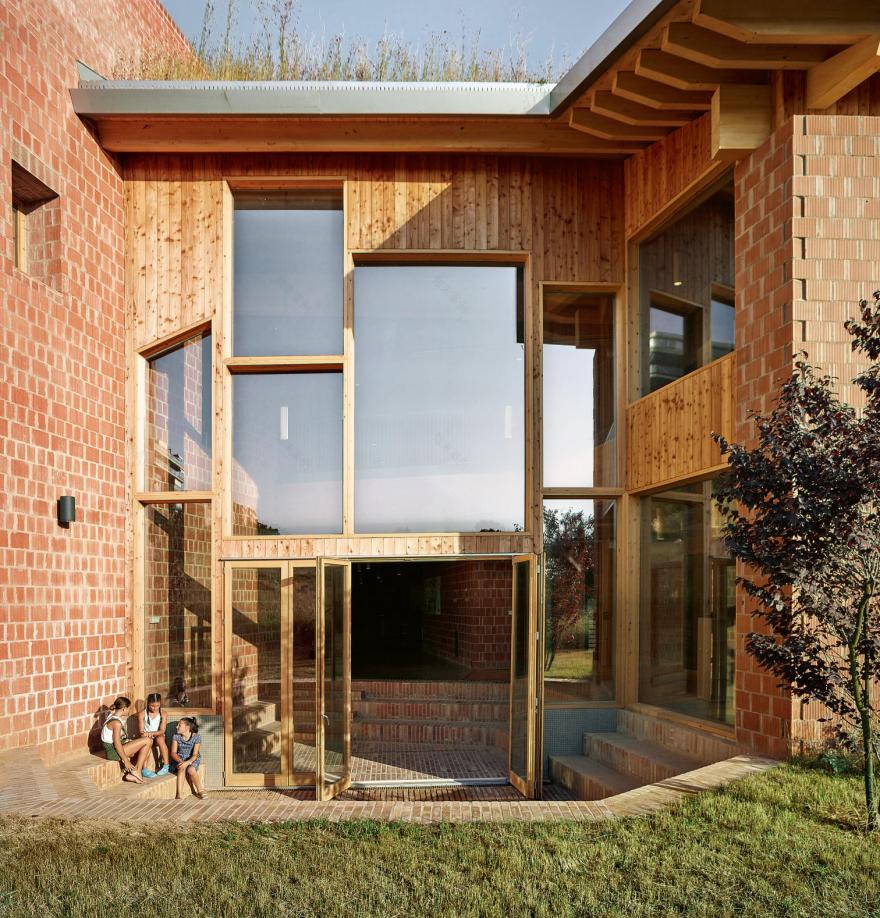 西班牙 Colegio Imagine Montessori 学校丨西班牙巴伦西亚丨Mariela Apollonio Bruno Almela-15