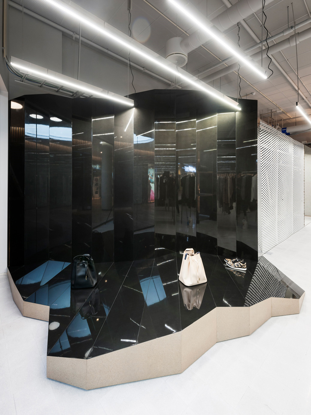 柏林魅力创意组合 | 冈萨雷斯·哈斯精选项目-38