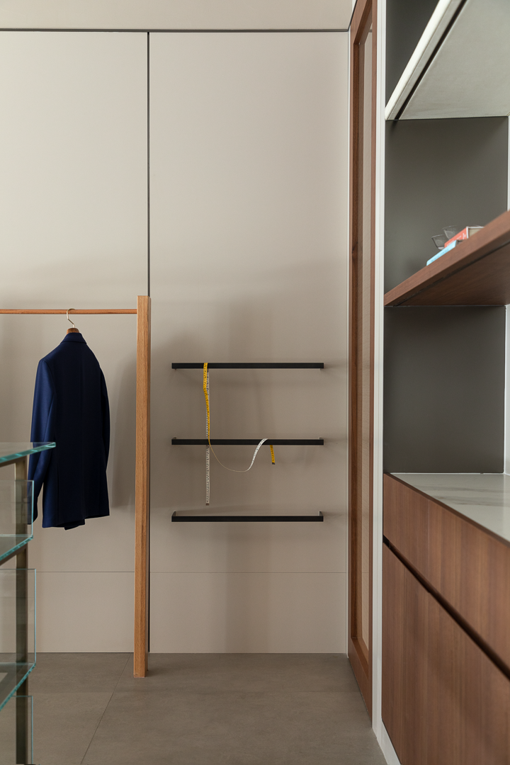 回归气质 · 上海 WM Studio 现代男装店设计丨中国上海丨shankou architecture-26