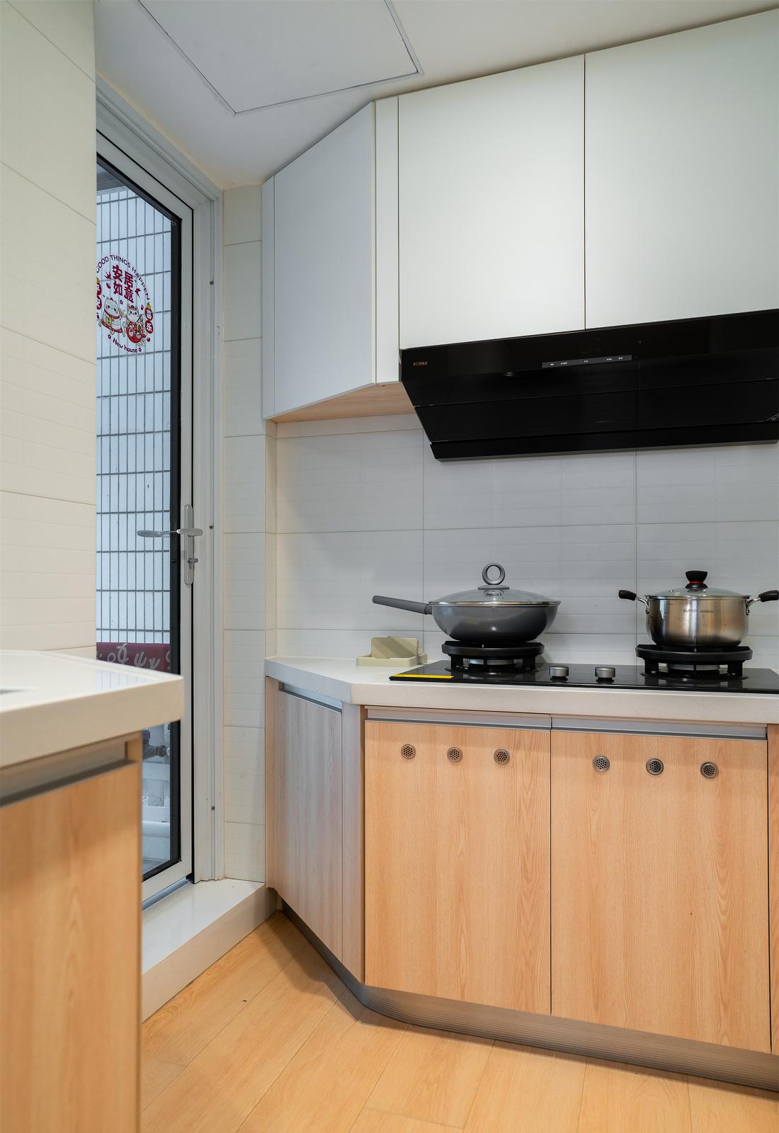 奶油原木风二居室设计-63