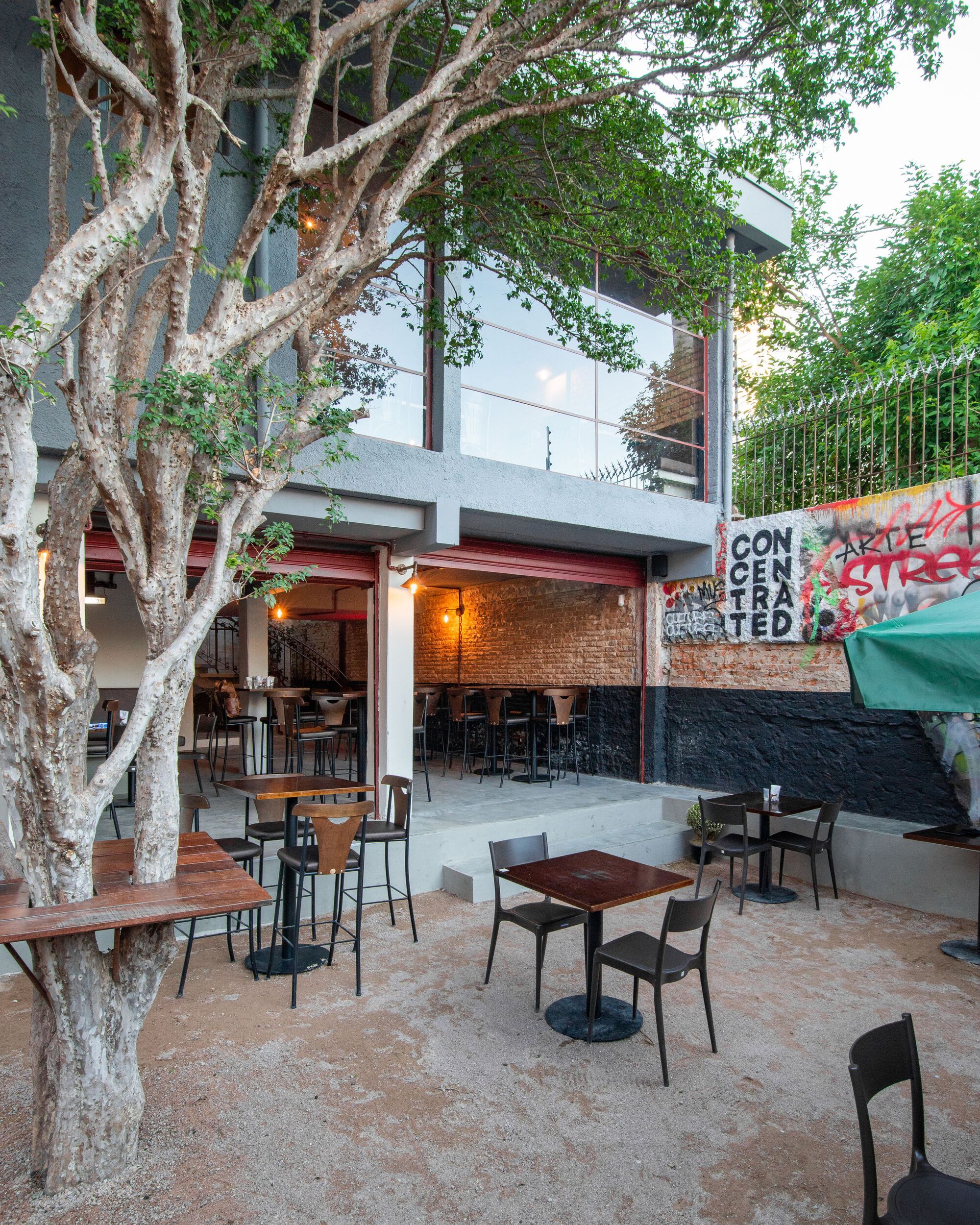 坎布伊另一家酒吧丨巴西丨Estúdio Mangava-20