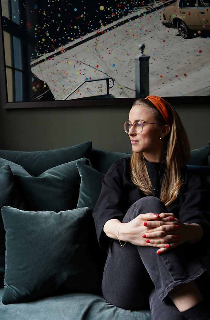 大胆色彩打造独特斯堪的纳维亚公寓-18