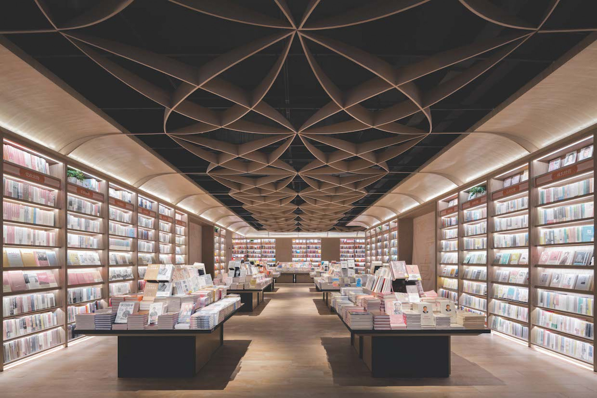 Reading Mi Bookshop · 温馨木纹书香空间丨中国佛山丨Panorama Design Group-9