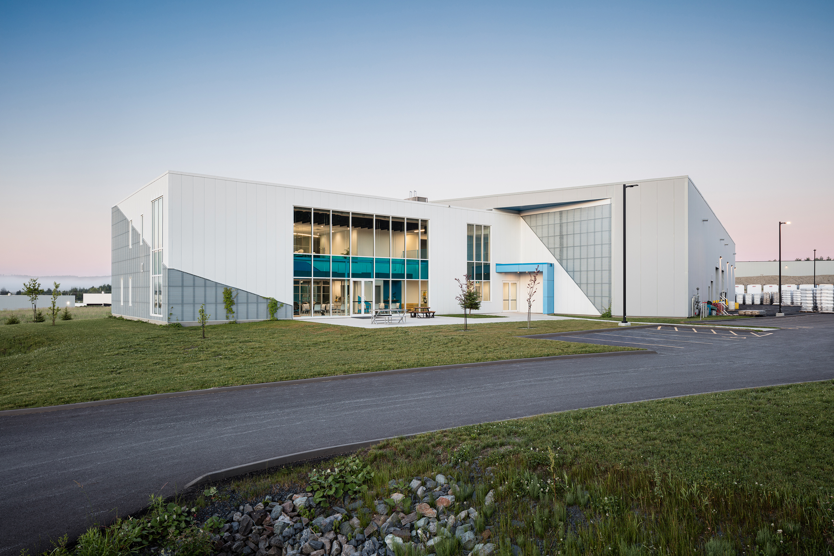 Candock办公及配送中心丨Cimaise Architecture-14