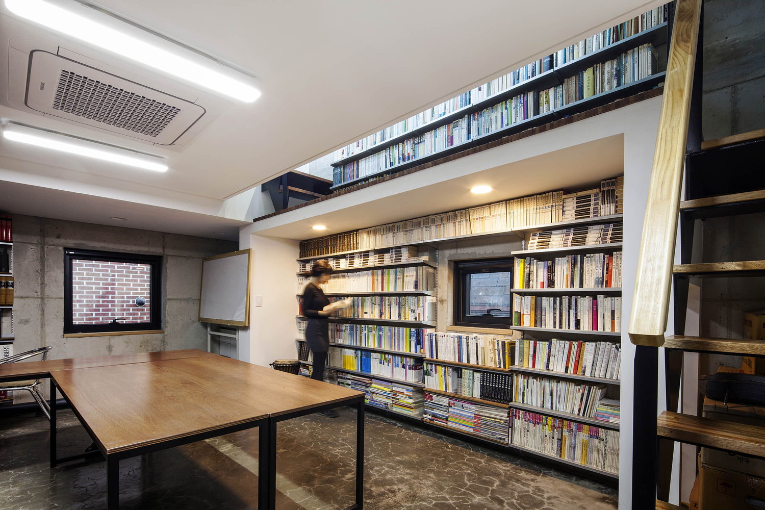 加尔穆里出版社-8