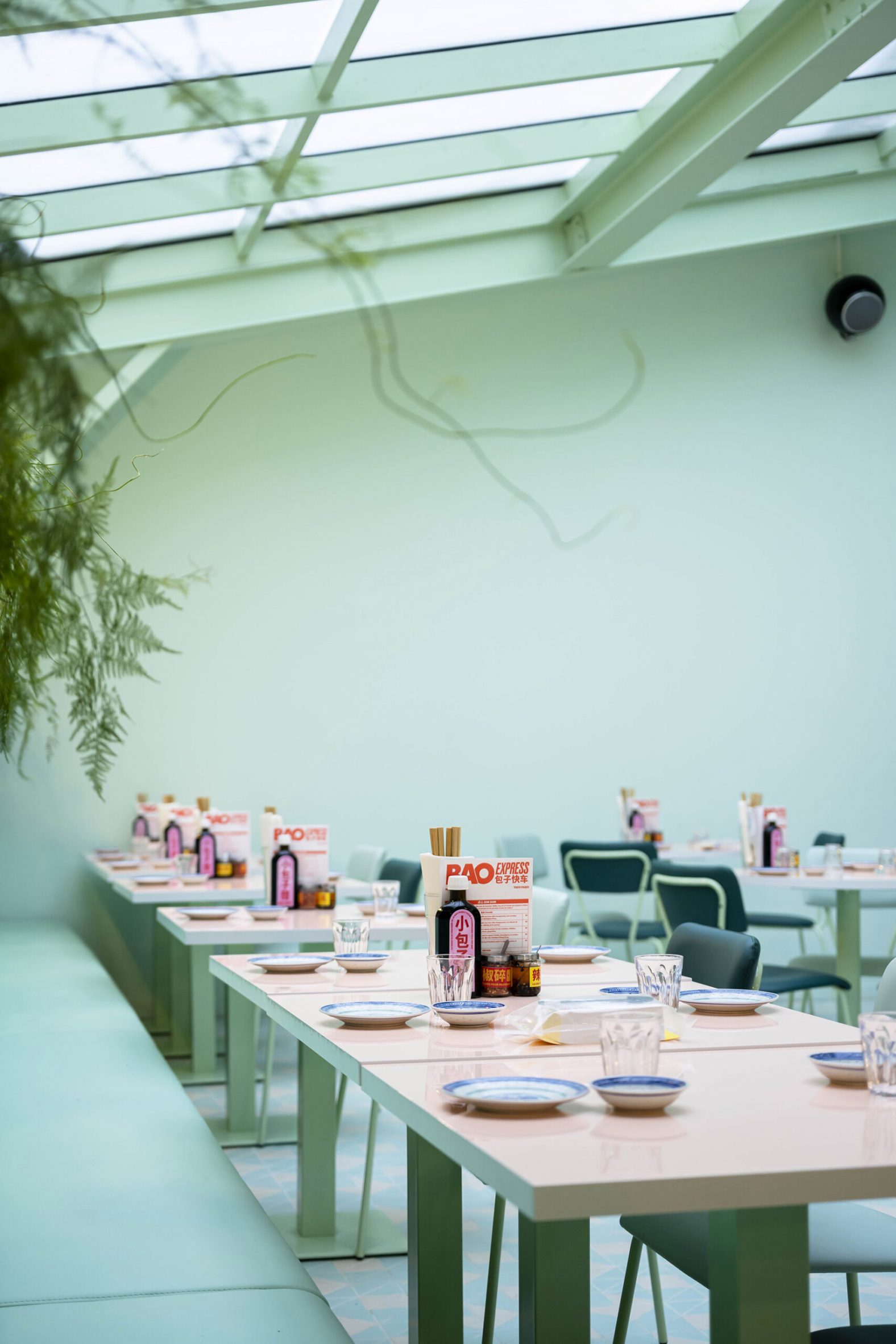 巴黎 Bao Express 餐厅 | 复古香港茶餐厅风格设计亮点-9