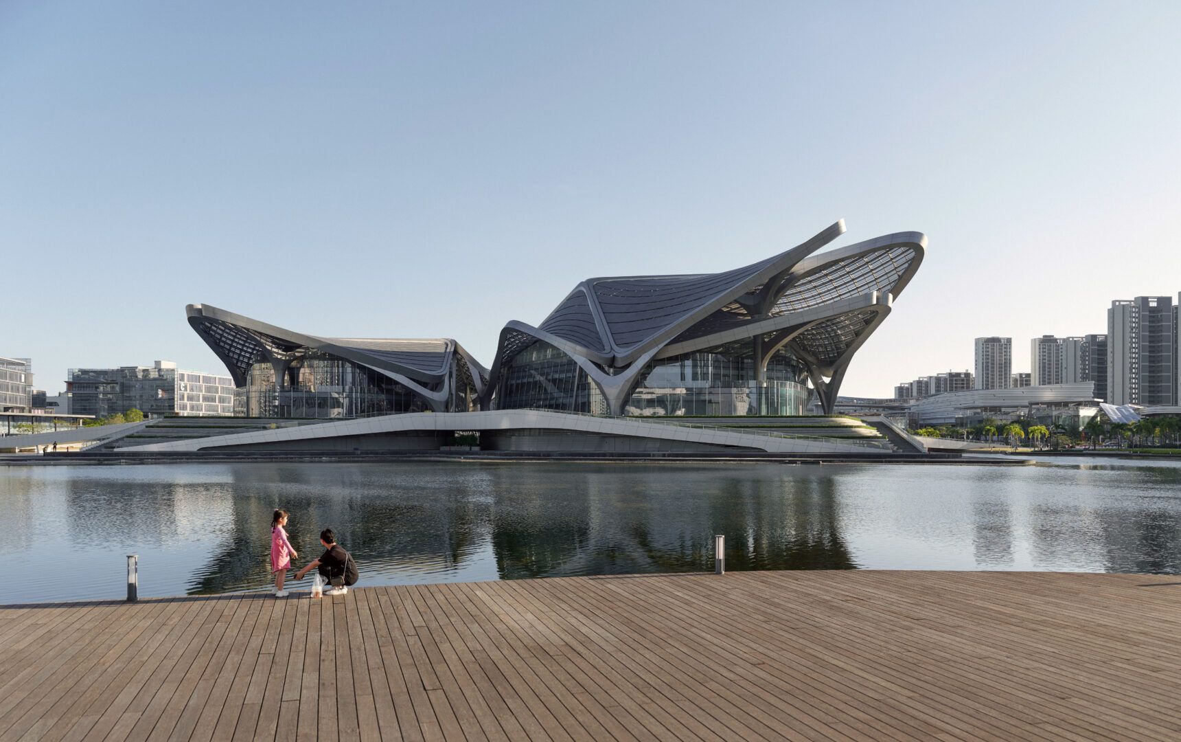 ZHUHAI JINWAN CIVIC ART CENTRE | ZAHA HADID ARCHITECTS - ARCH2O-8