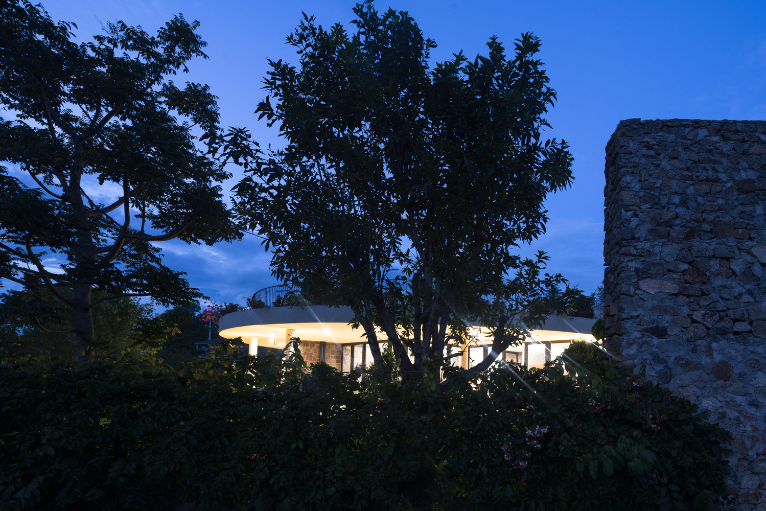 回归自然的现代乡村家园-77