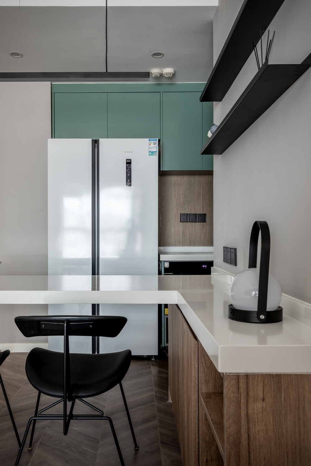 秋日暖阳 · 小户型高级灰设计-19