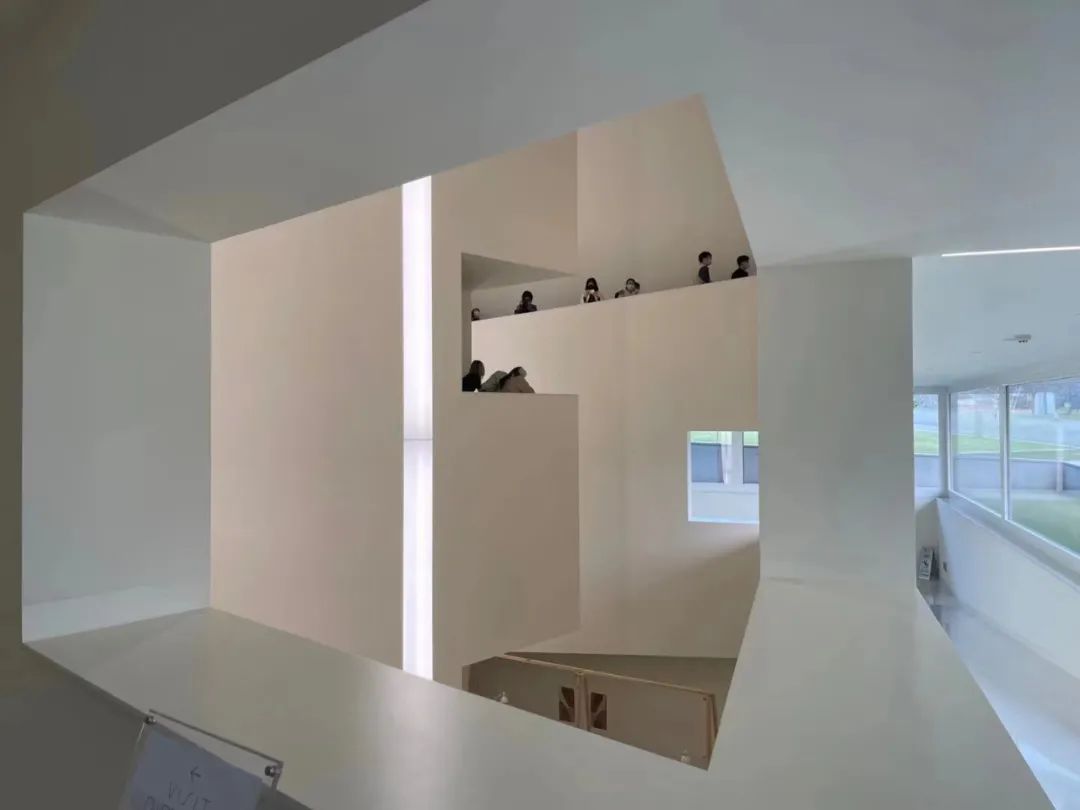 line+鬼混之旅 · 室内设计狂欢派对-8