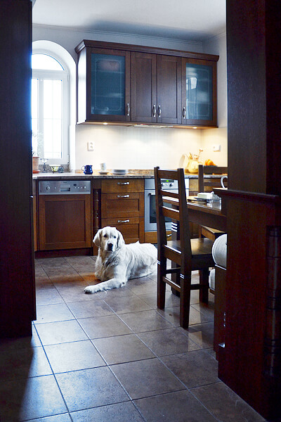 普罗旺斯风格小厨房设计丨Veronika Kostová（维罗妮卡·科斯托娃）-12