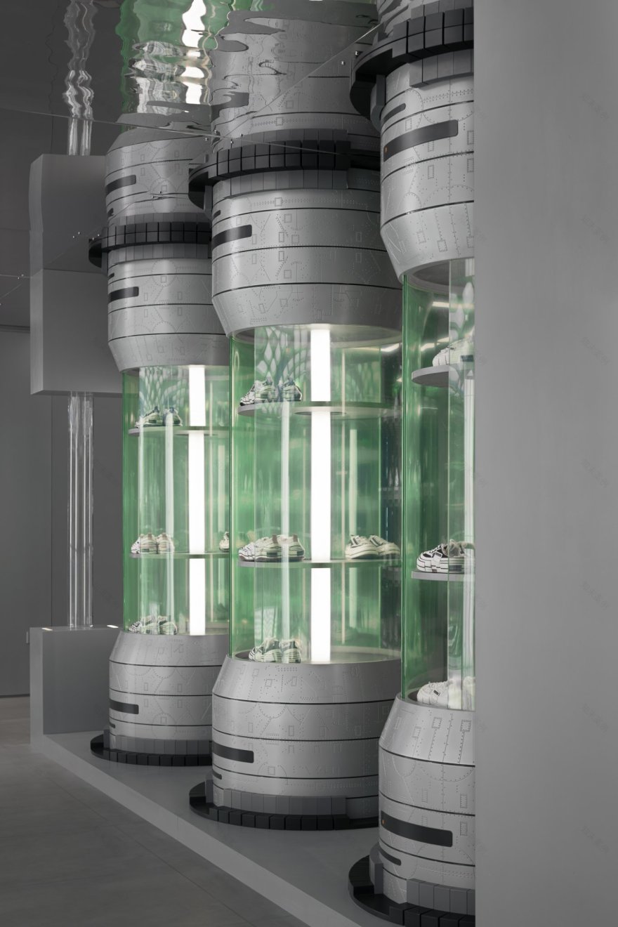 Dong'an Lu·emporium 的“未来实验室”鞋店-8