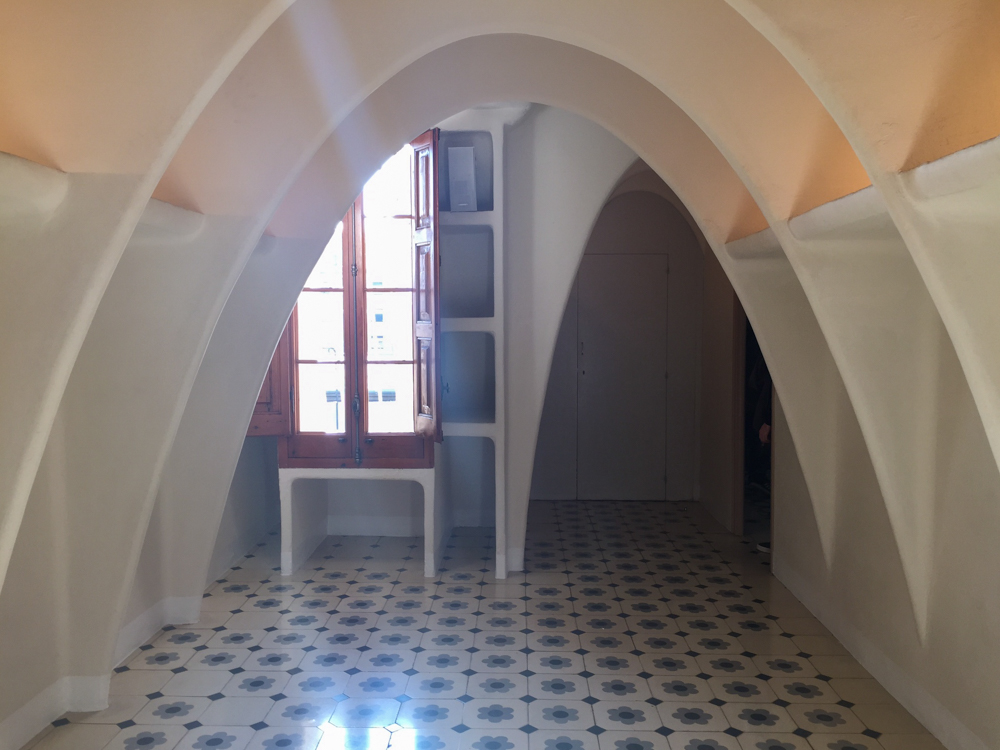 丨原设计埃米利奥・サラ・コルテス,改建设计安东尼・高迪-58