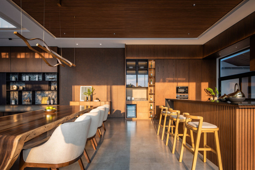 HUMBLE AND HOMEY, RUMAH MEWAH DI PLONGKOWATI - Asrinesia-29