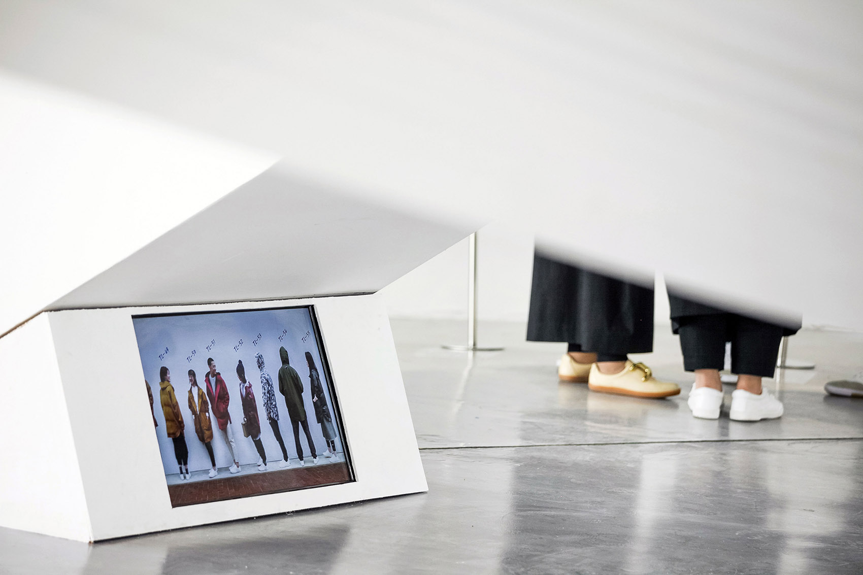 寻布之旅,上海时装周展览空间 / 芝作室-15