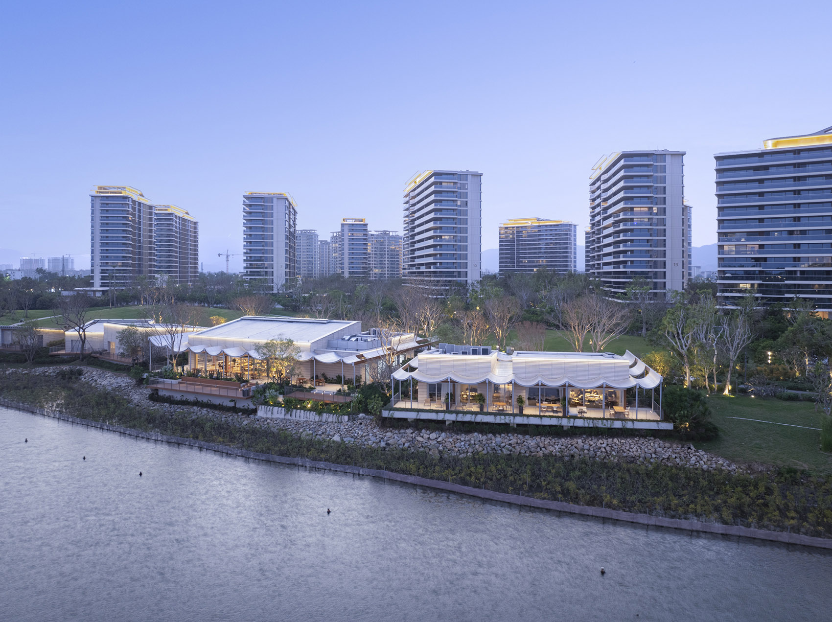 三亚华润海棠湾水岸Center丨中国海南丨vari architects几里建筑-81