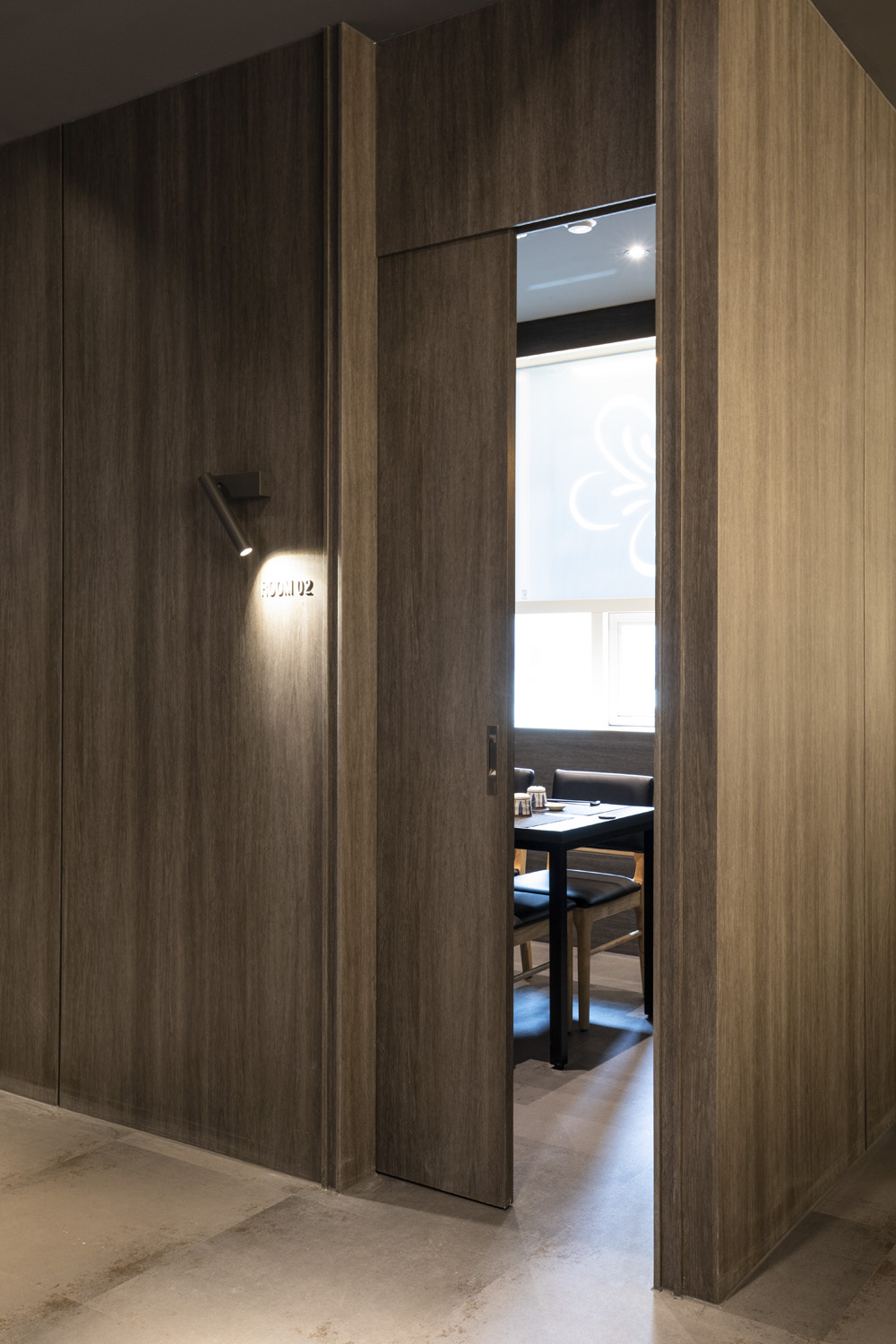 现代高级餐厅设计展示-15